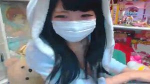 【ライブチャット×JC】ウサ耳ロリ女子中〇生が貧乳ちっぱいと可愛い白パンツを見せつけるかなりアウトな生放送♡美肌でマジな未〇年。。。